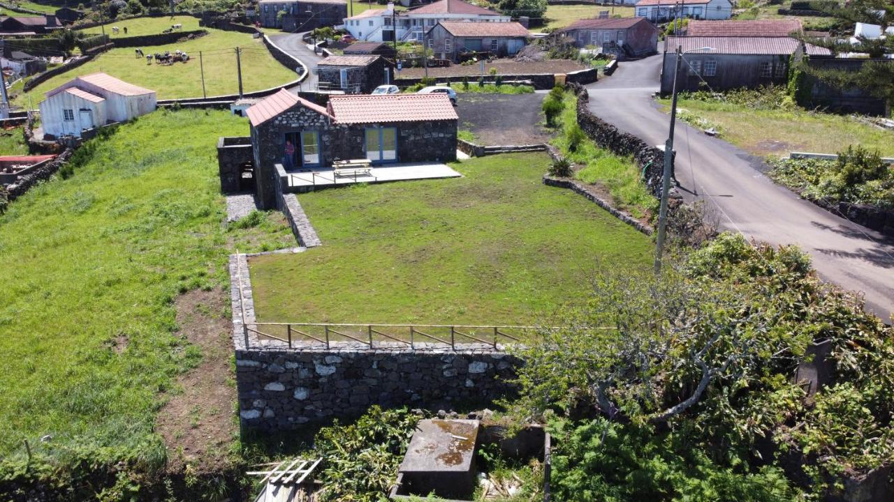Вілла Casa Da Ribeirinha Ribeirinha  Екстер'єр фото
