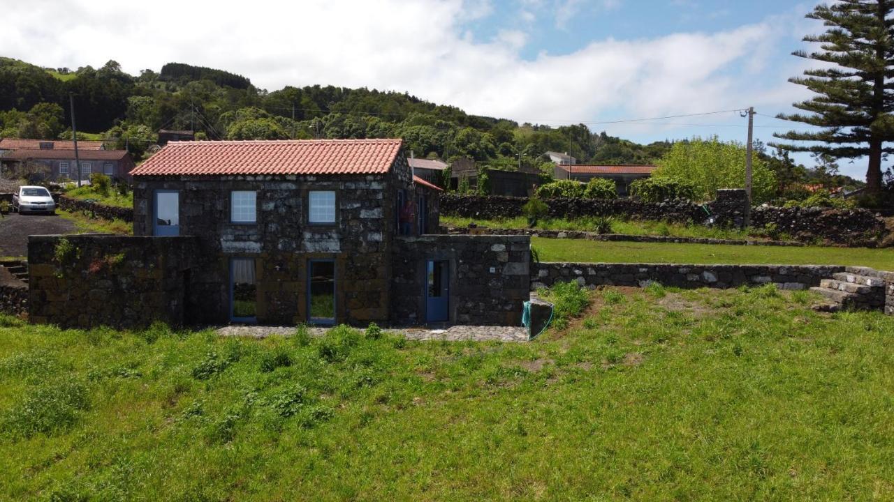Вілла Casa Da Ribeirinha Ribeirinha  Екстер'єр фото